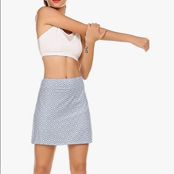 Women's Active Athletic Skorts 2 Layer Skirt - Picture 5 of 6